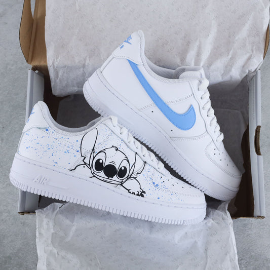 Nike Air Force 1 custom Stitch turquoise – sneaker personnalisée Disney pour femme et enfant