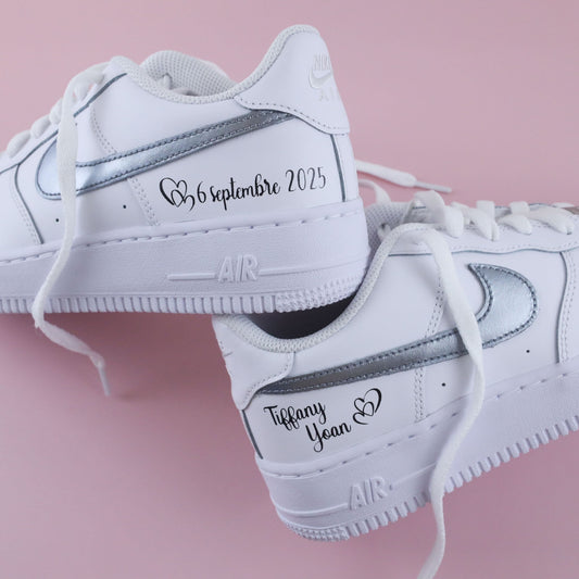 Air Force One mariage argentées personnalisées avec prénoms Tiffany & Yoan et date du 6 septembre 2025 – baskets de mariage chic et sur-mesure