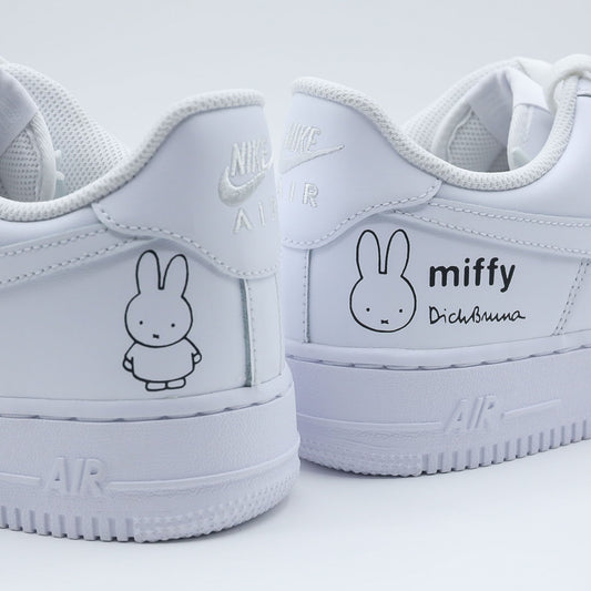 nike custom miffy air force one personnalisées kawaii sneakers cusotm fille baskets personnalisées