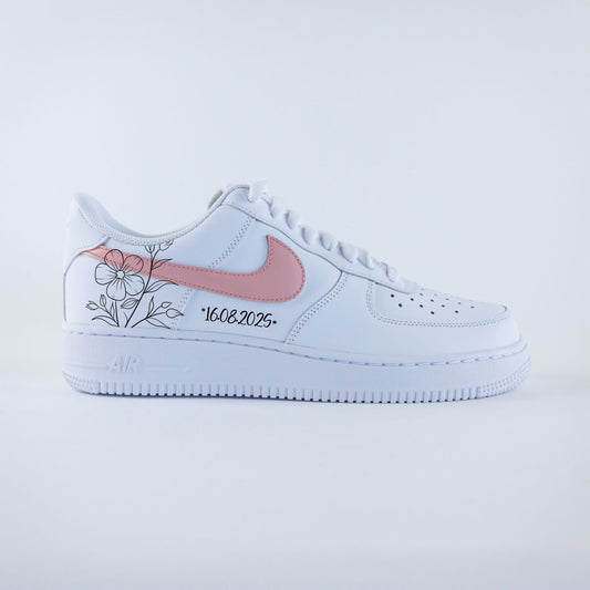 Nike Air Force 1 Mariage Personnalisée – Baskets de mariage blanches avec swoosh rose et motif floral