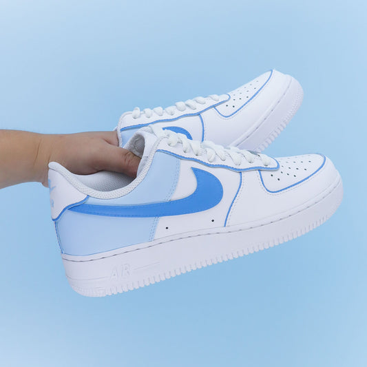 Nike Air Force 1 custom bleu pastel turquoise fait main pour femme et enfants – modèle unique de baskets personnalisées