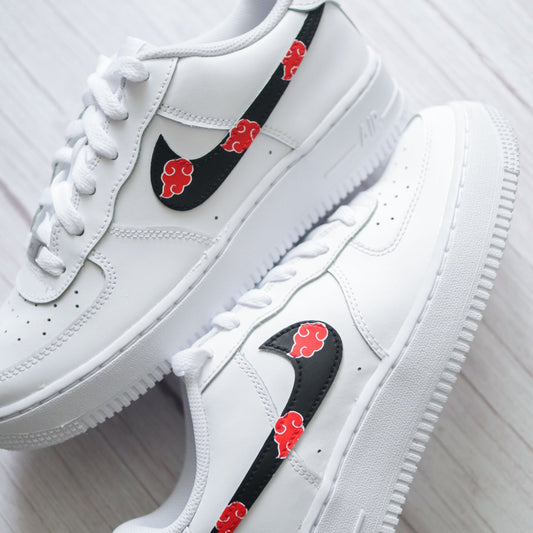 nike air force 1 custom naruto akatsuki nuages rouges swoosh manga personnalisée à la main