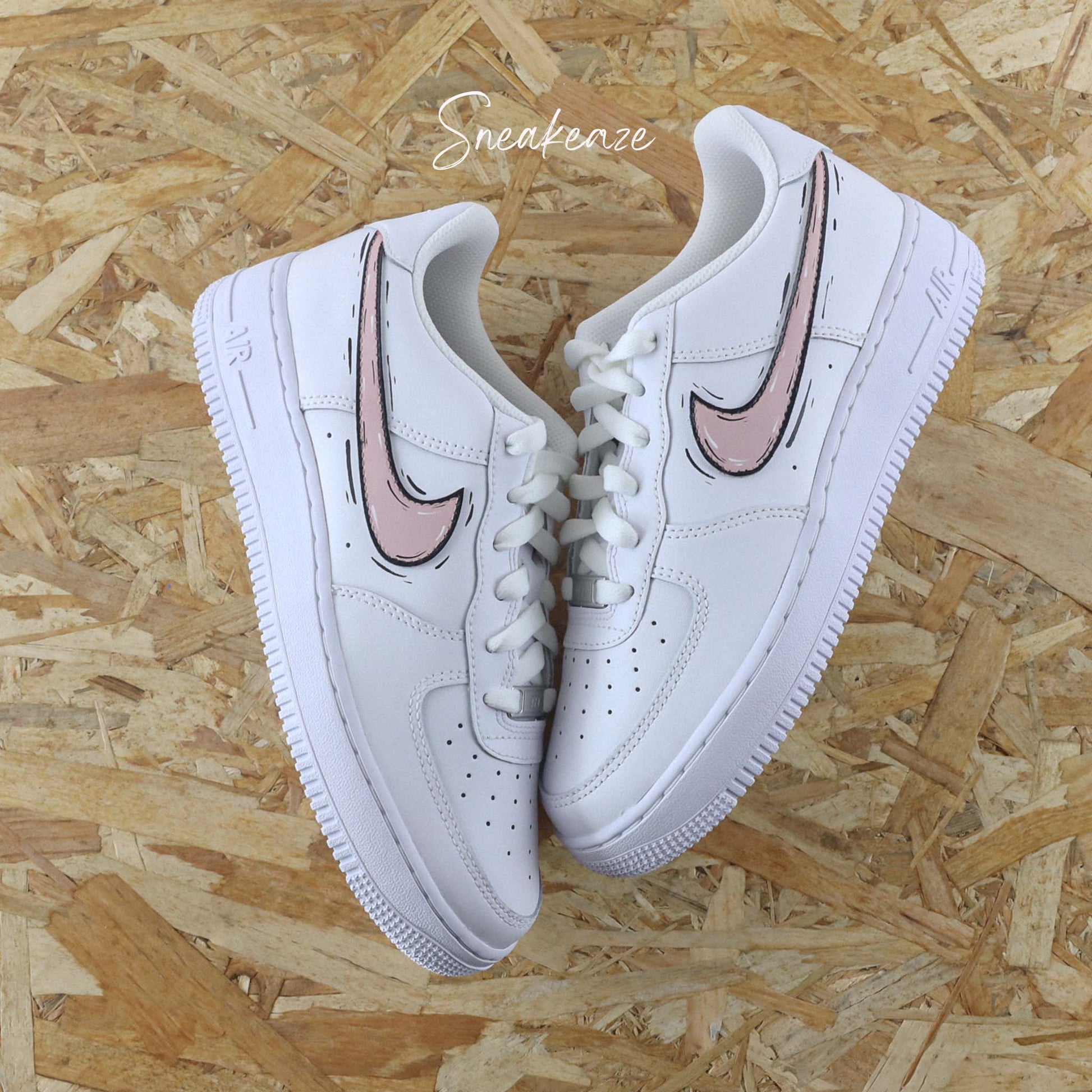 baskets nike air force 1 custom AF1 swoosh cartoon sketch rose pastel shell pink skz sneakeaze customs