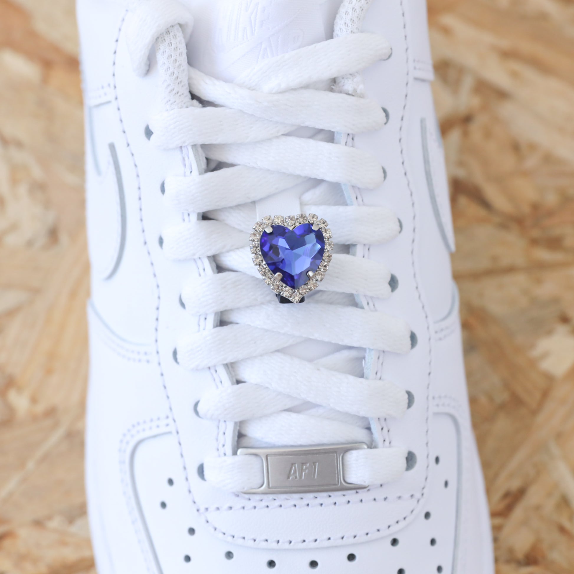 Bijou de lacets pour sneakers nike air force 1 custom et adidas stan smith coeur de l'océan titanic