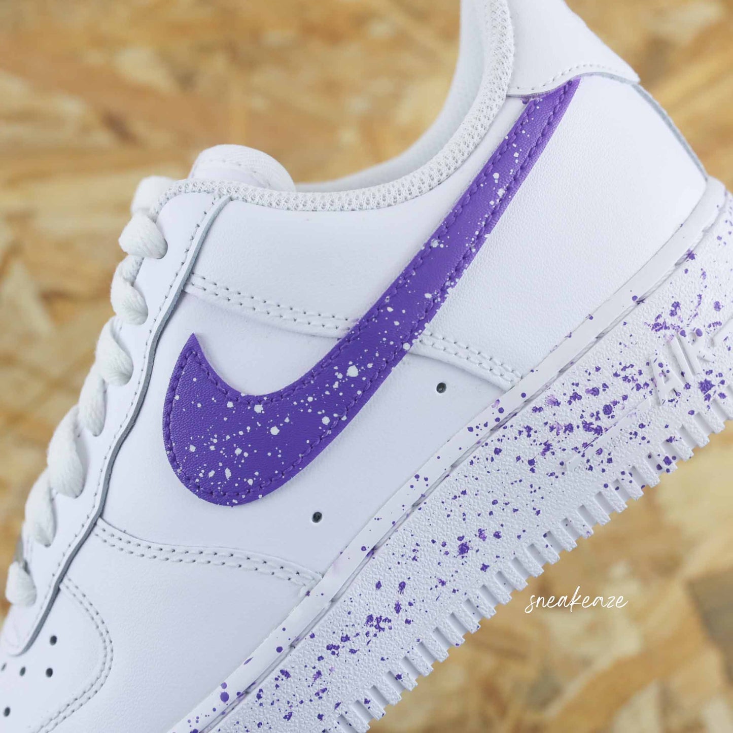 Air Force 1 custom - Splash blanc et violet - SNEAKEAZE CUSTOMS sneakers af1