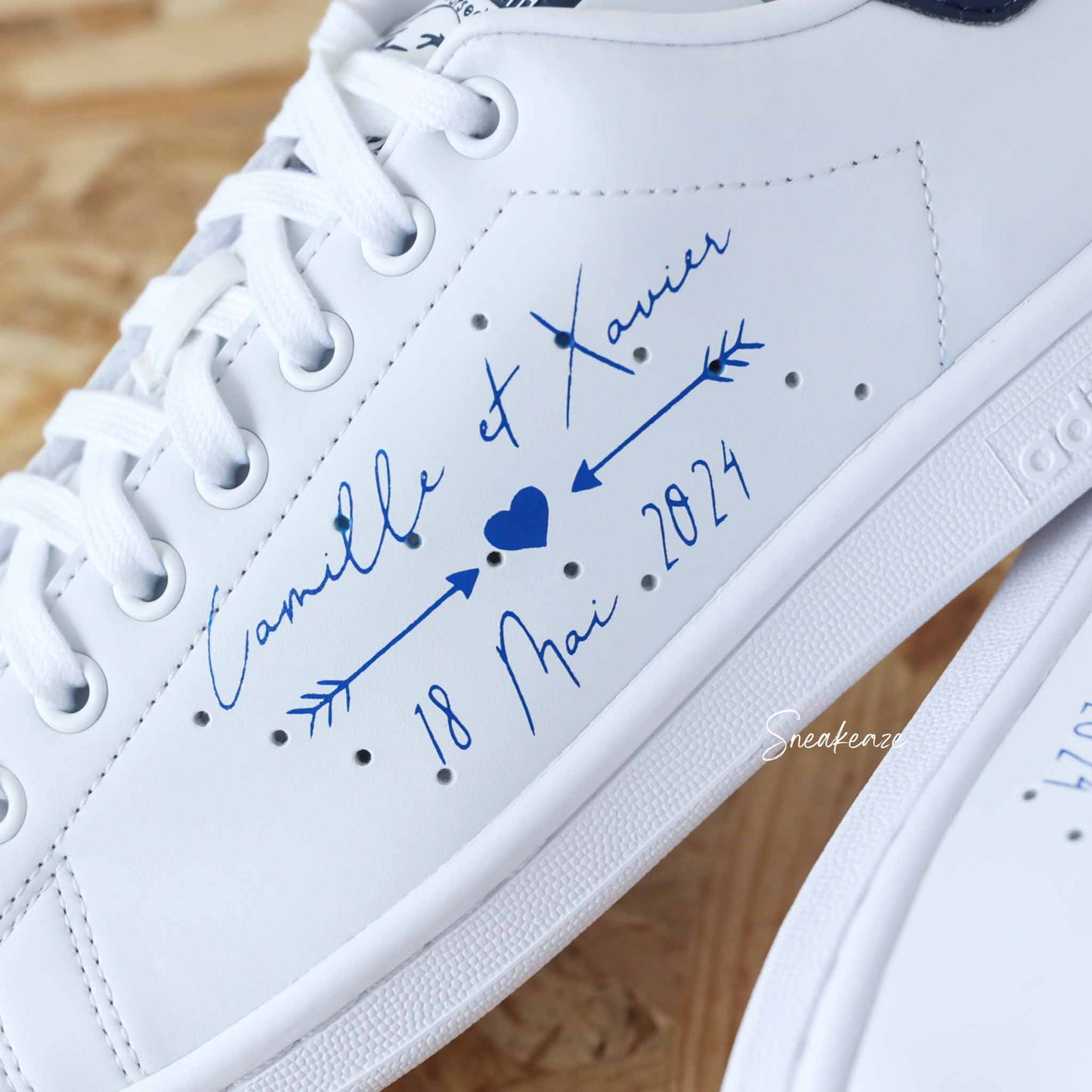 baskets adidas pour mariage personnalisées à main pour homme et femme - prénoms et date - sneakeaze customs skz