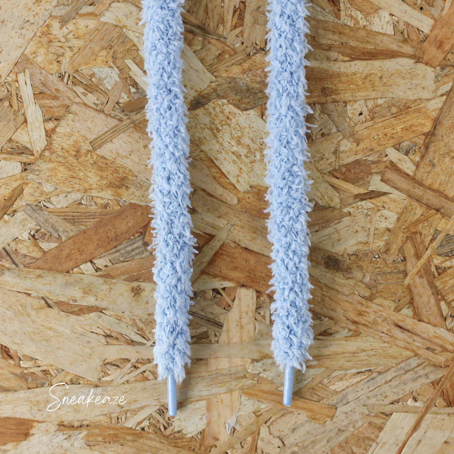 Accessoires pour baskets - lacets tout doux en polaire moumoutte - teddy laces fluffy nike air force 1 customs  sneakeaze customs skz