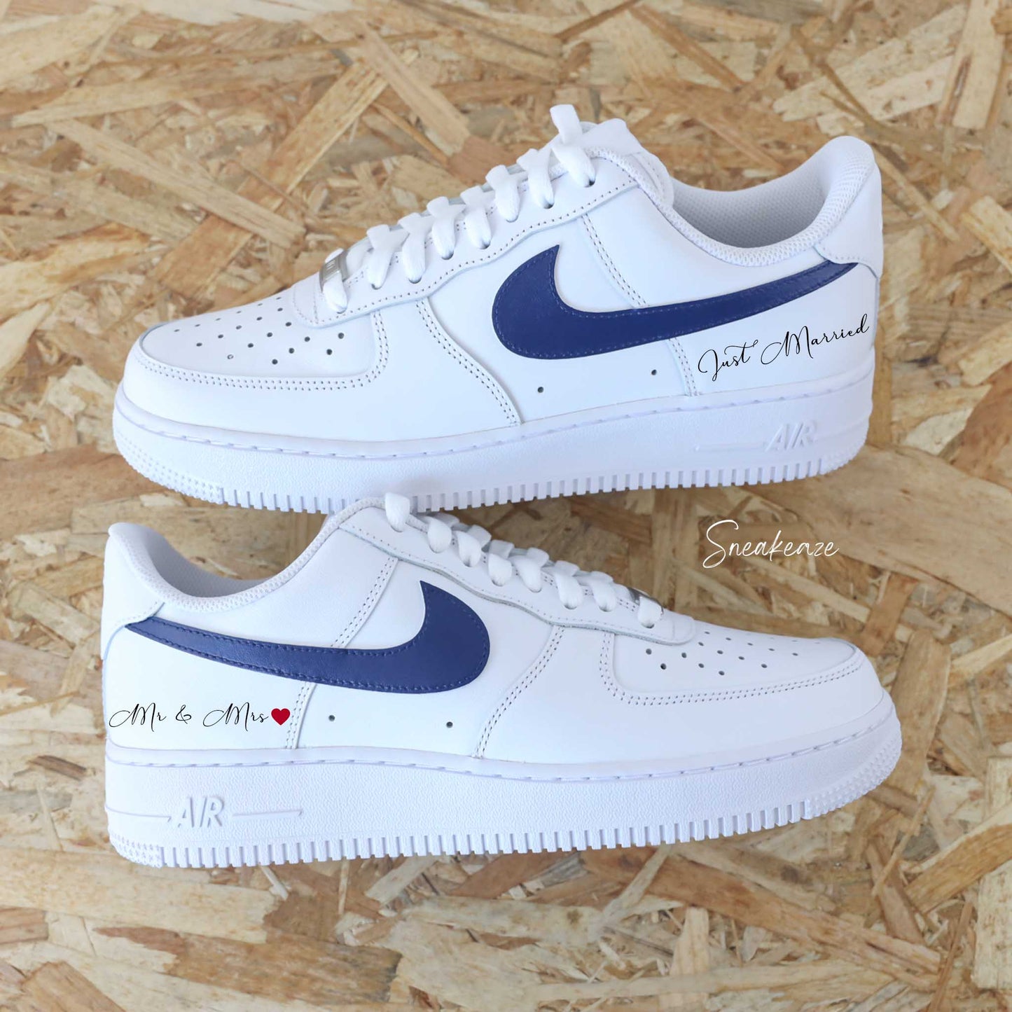 Air Force 1 personnalisées mariage - Nike custom "just married" inscription des initiales des mariés et de la date du jour J couleur bleu marine - sneakeaze customs