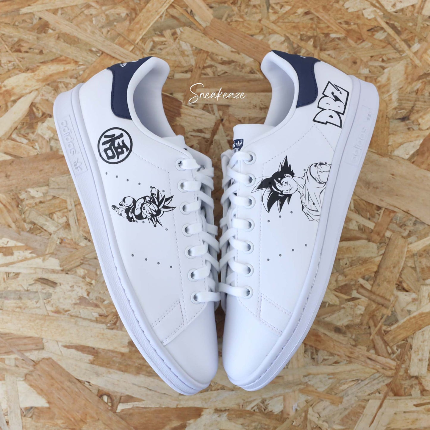 Baskets Adidas stan smith custom dbz dragon ball z goku manga animé japonais sneakeaze customs skz