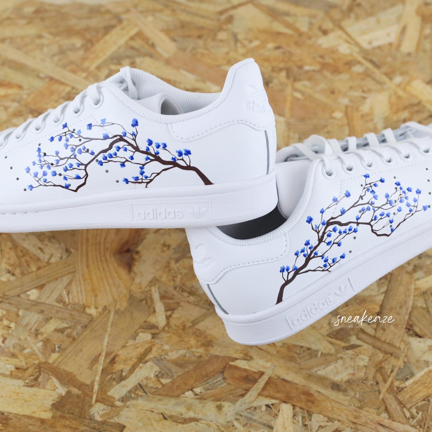 Sakura Cherry Blossom (couleur au choix) - Stan Smith custom - SNEAKEAZE CUSTOMS