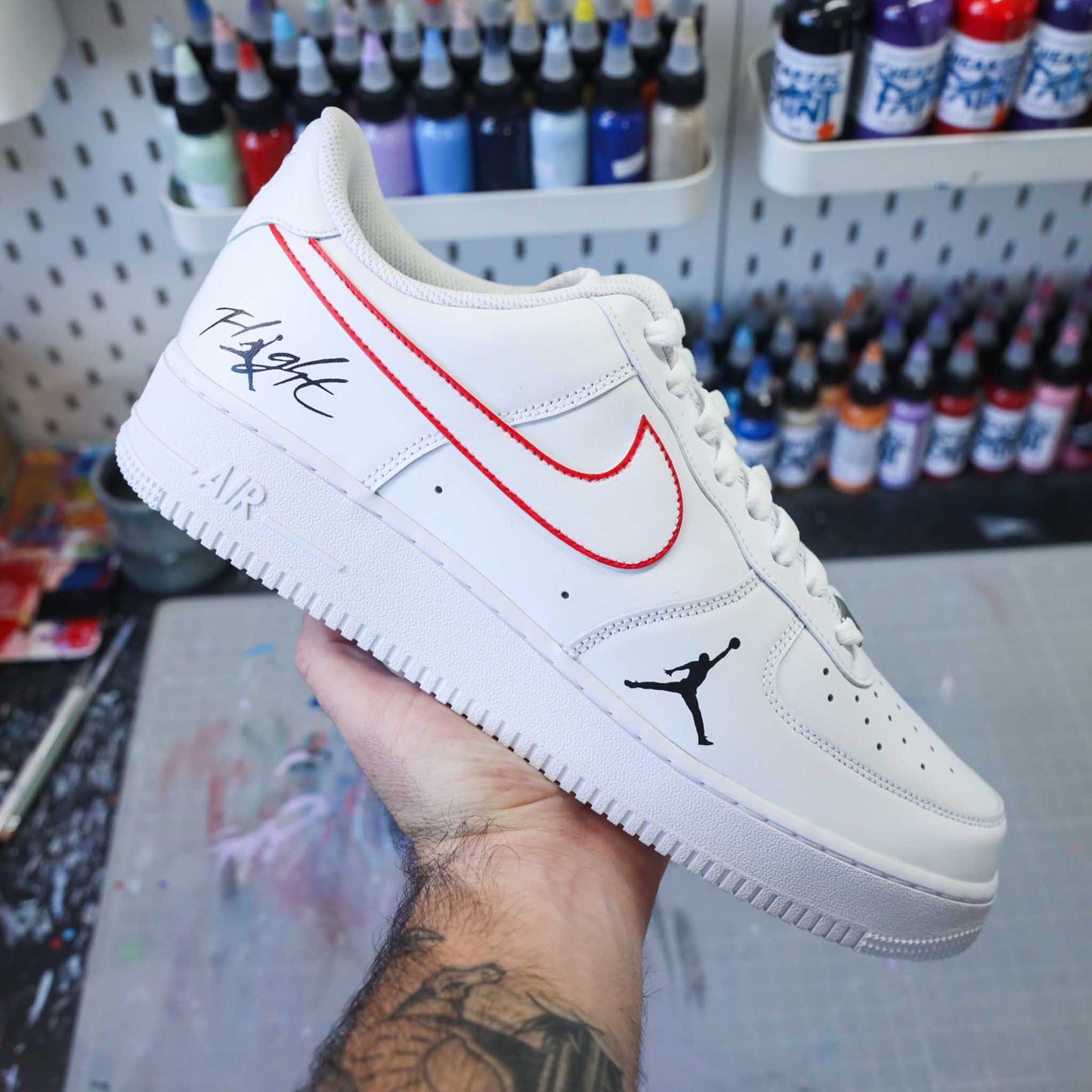 Baskets Nike air force 1 custom michael Jordan basketball 23 sneakeaze customs skz