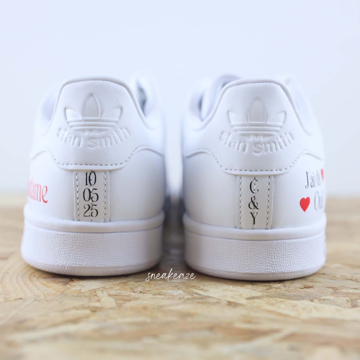 baskets Adidas stan smith mariage personnalisées - wedding day personnalisation prénoms des futurs mariés et initiales sur le thème de l'amour - sneakeaze customs skz