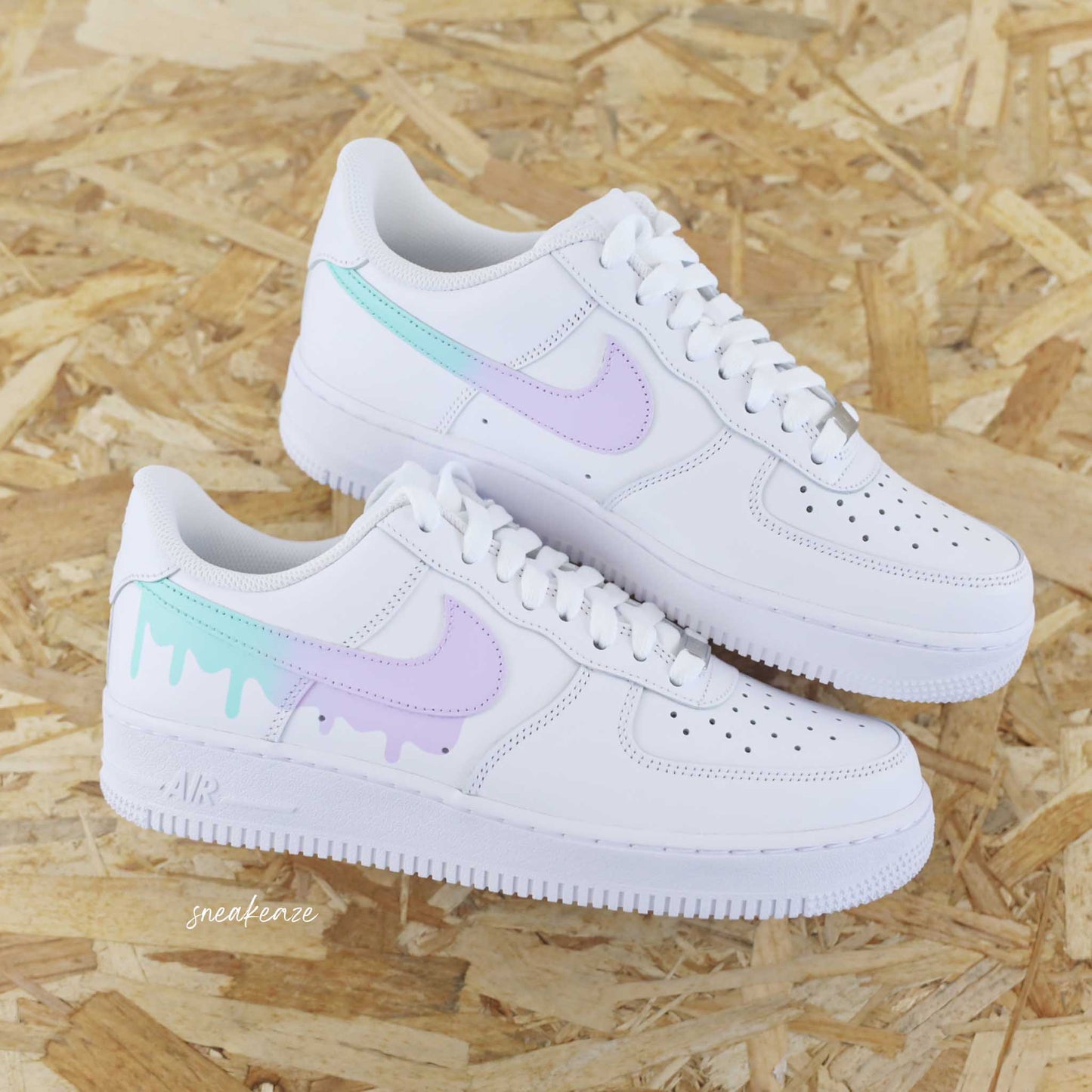 nike air force 1 custom swoosh drip dégradé pastel sneakers vert d'eau et lila pour femme et enfant AF1 personnalisé basket peint à la main