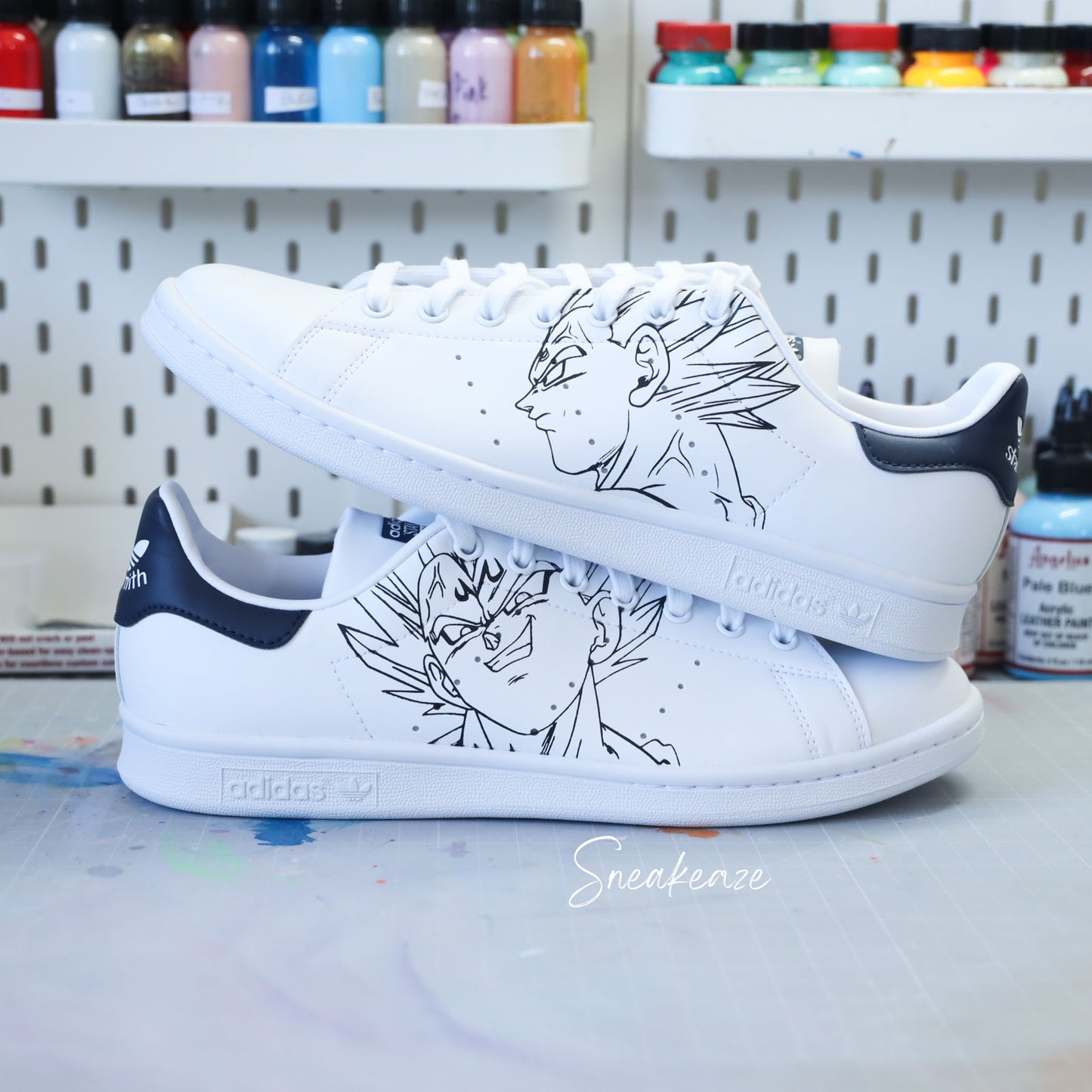 baskets adidas stan smith custom splash dragonballZ dbz vegeta dessin peint à la main sneakers pour homme et femme sneakeaze custom skz