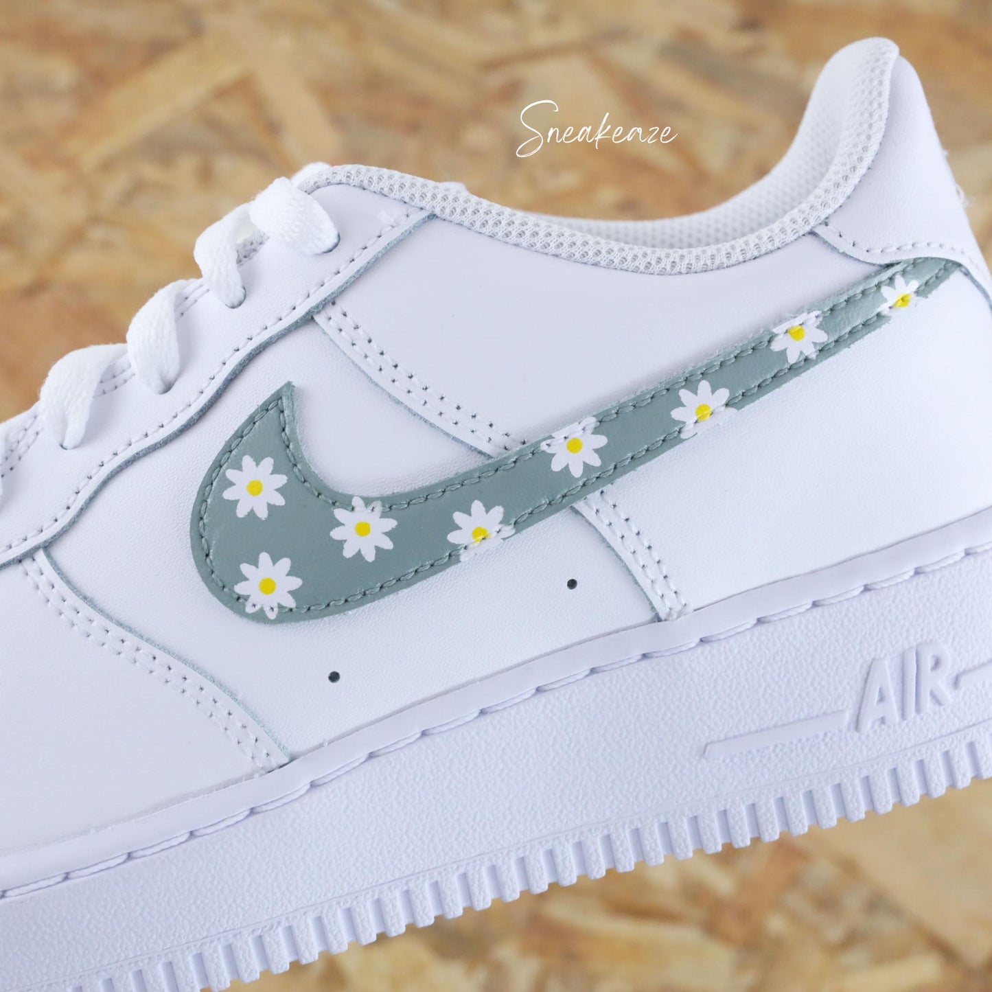 nike Air Force 1 custom flower daisy marguerites vert de gris et autres couleurs Baskets AF1 personnalisées à la main unisexe sneakeaze