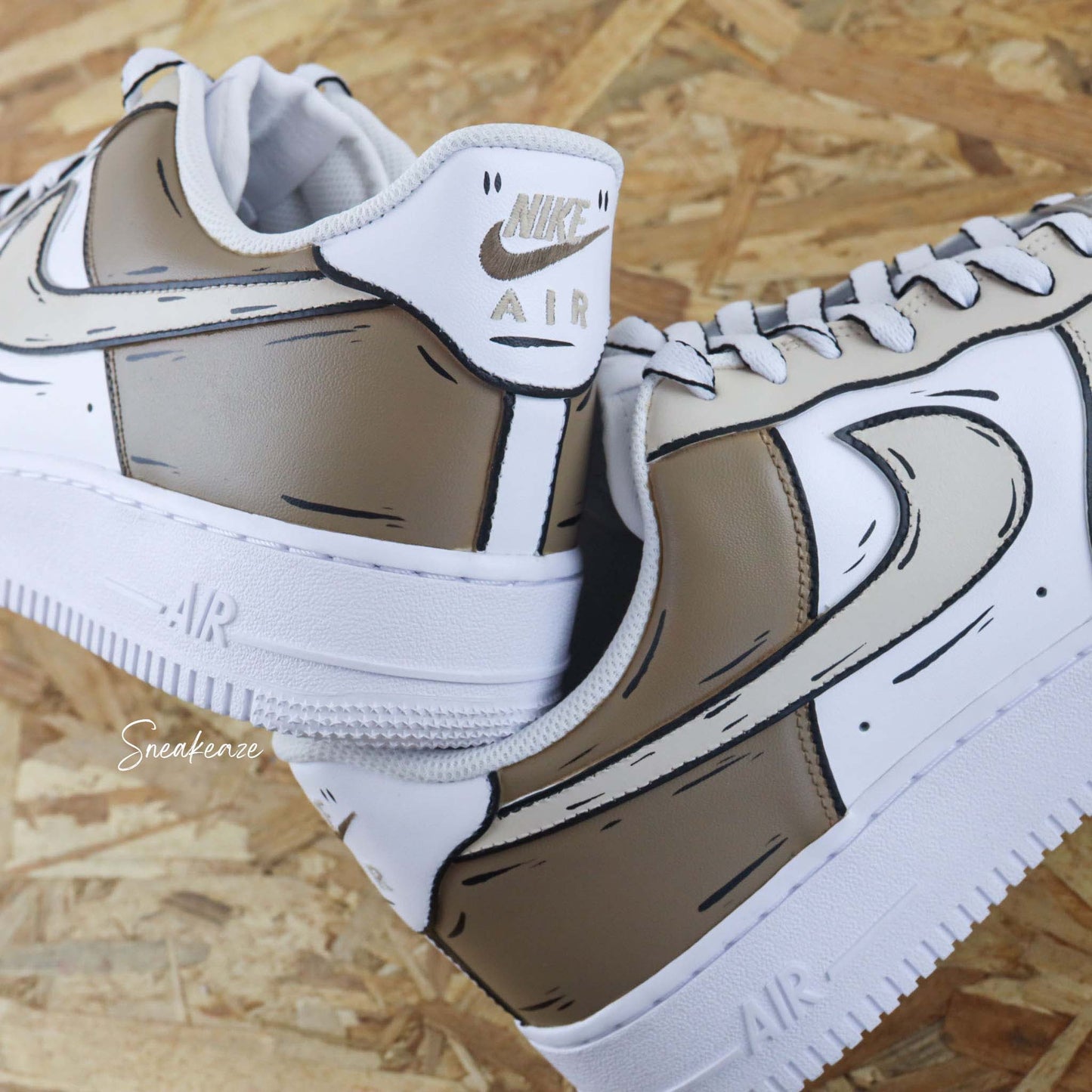 Nike air force 1 custom cartoon sketch - sneakers personnalisées à la main style bande dessinée BD couleur beige et marron pastel chaussures fille et garçon sneakeaze custom