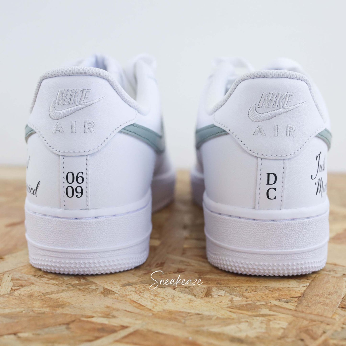 nike air force 1 custom mariage "just married" personnalisation date et initiales talon peint à la main sneakeaze custom