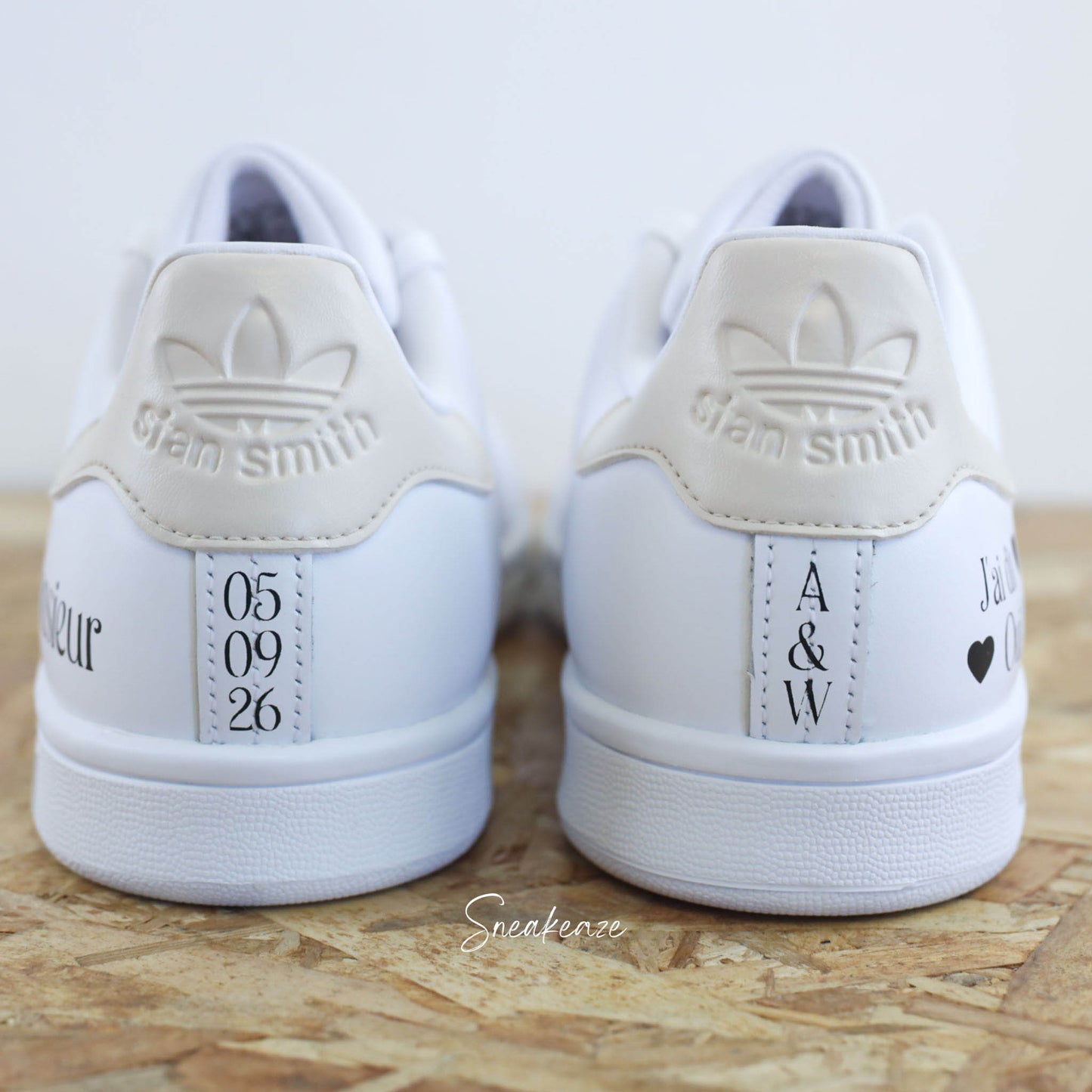 baskets Adidas stan smith mariage personnalisées - wedding day personnalisation prénoms des futurs mariés et initiales sur le thème de l'amour - sneakeaze customs skz