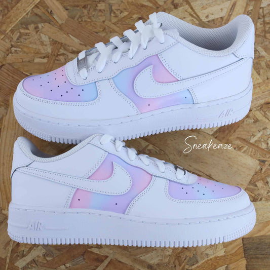 Baskets Air force 1 custom aquarelle brush couleurs pastels baby pink dégradé licorne sneakeaze customs skz