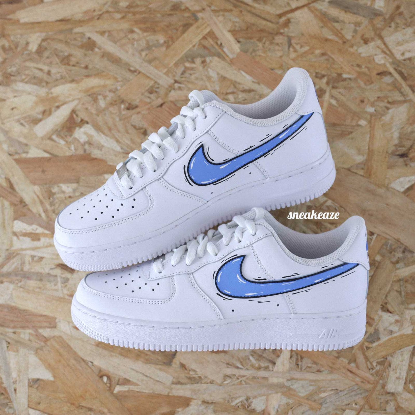 baskets nike air force 1 custom AF1 swoosh cartoon sketch bleu océan sneakers personnalisé baskets custom