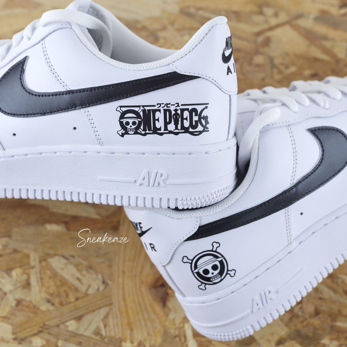 nike air force 1 custom - luffy manga one piece - Sneakeaze customs SKZ