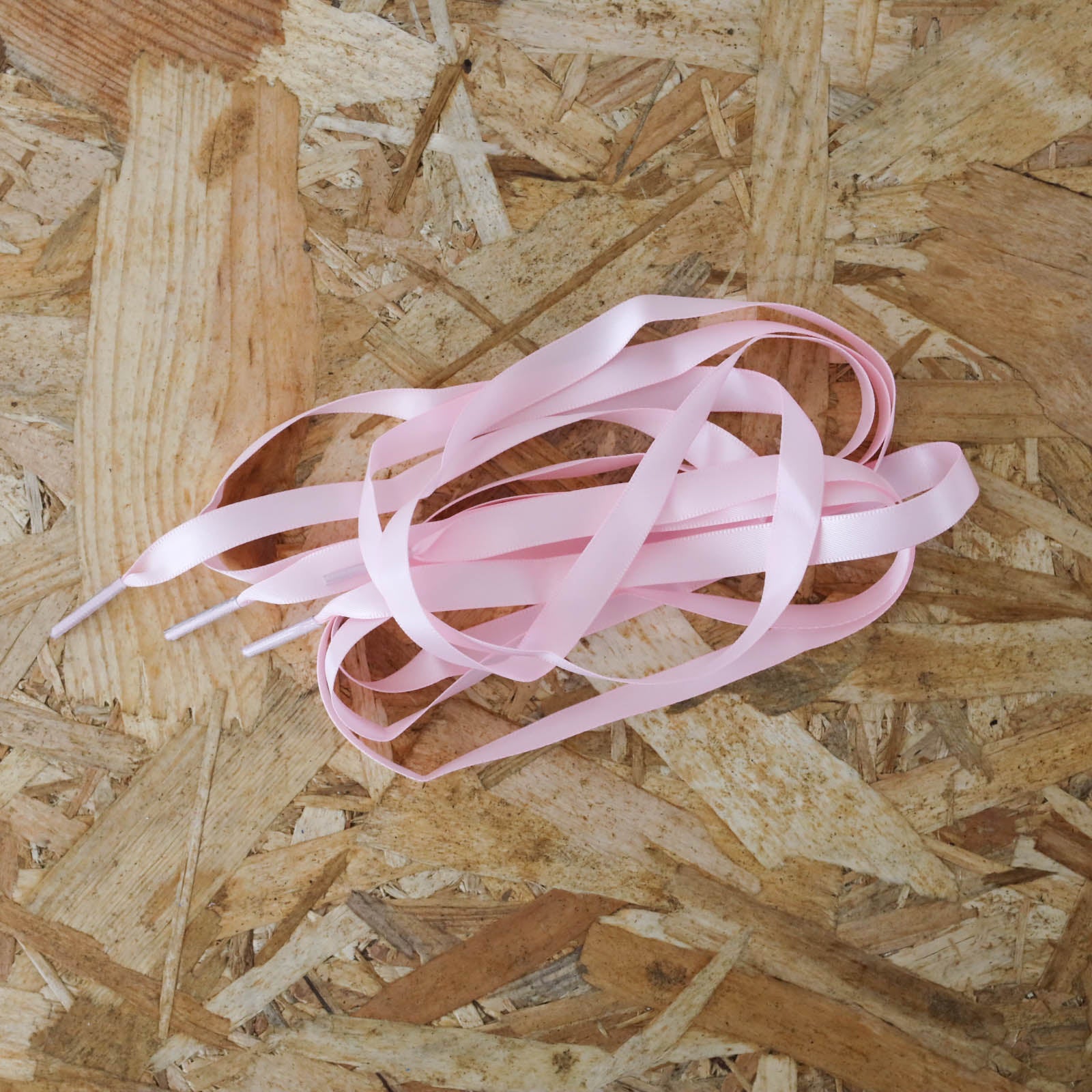 Lacets Ruban - Rose clair sneakeaze custom