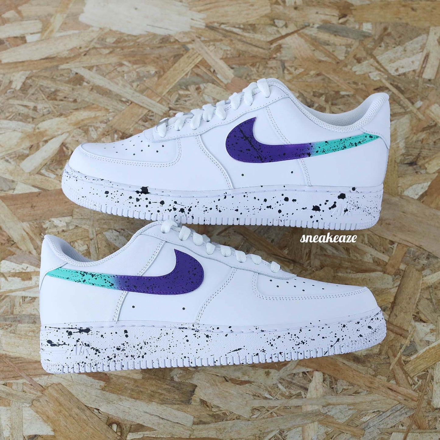 baskets nike air force 1 custom splash miami couleur vert et violet sneakers af1 sneakeaze