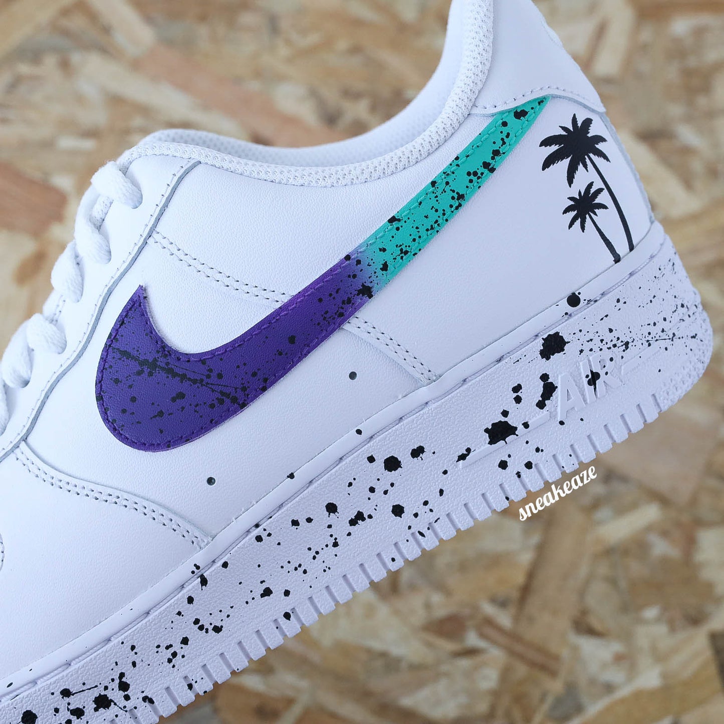 baskets nike air force 1 custom splash miami couleur vert et violet sneakers af1 sneakeaze