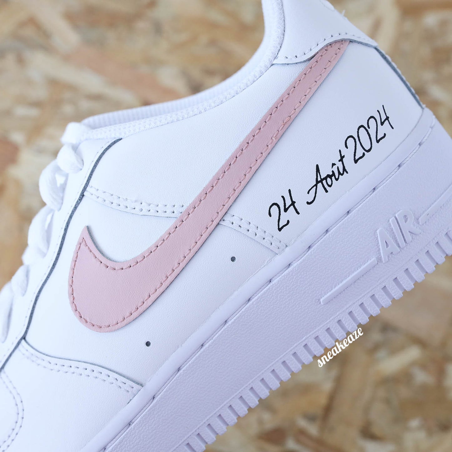 Baskets nike air force 1 customs wedding inscription mariage pastel swoosh - sneakeaze customs skz