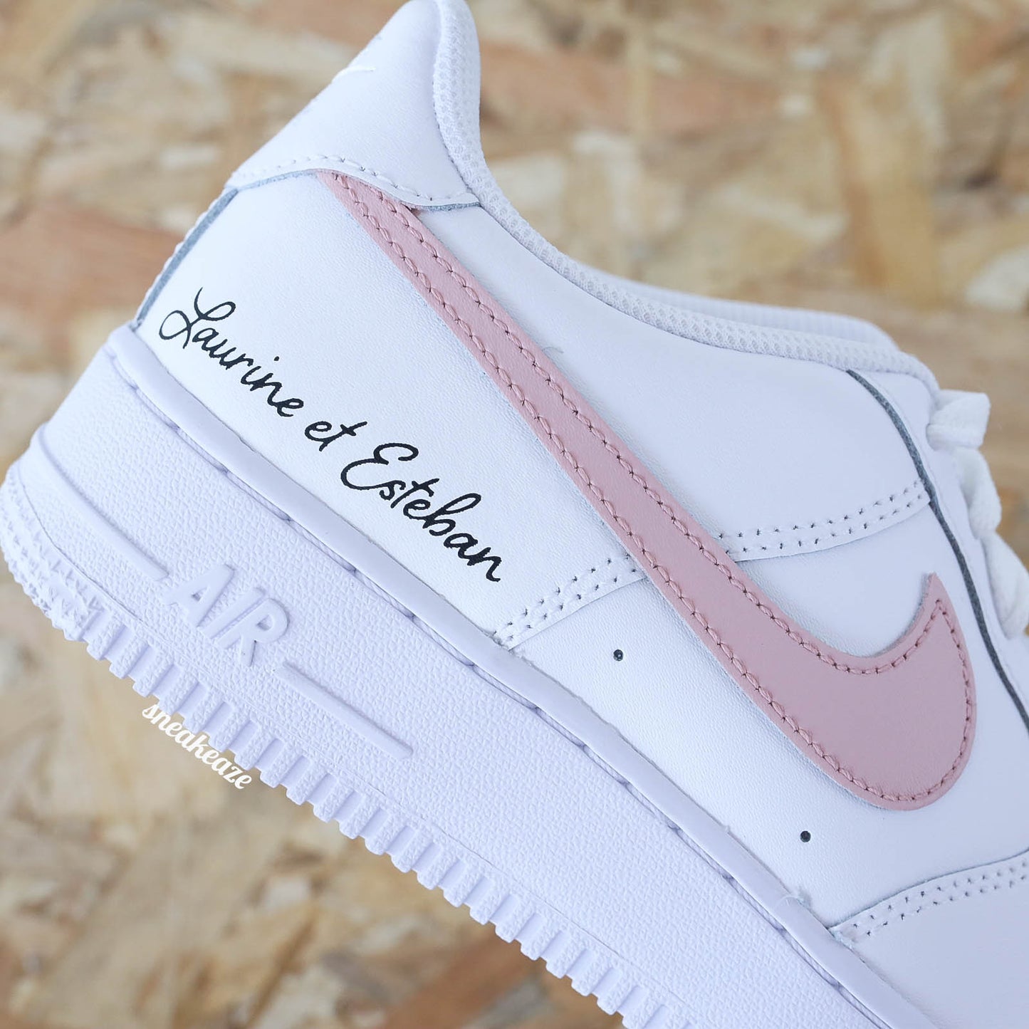 Baskets nike air force 1 customs wedding inscription mariage pastel swoosh - sneakeaze customs skz