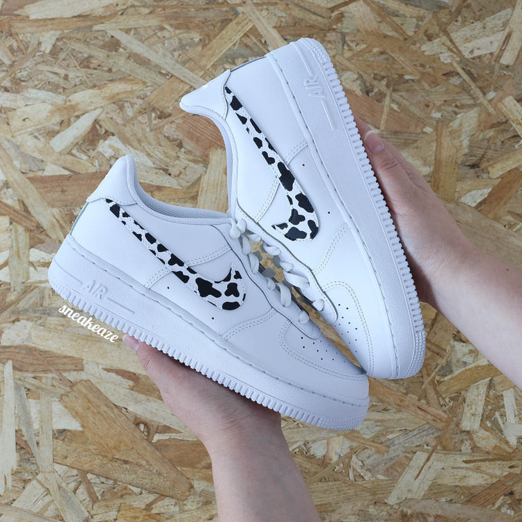 Baskets nike Air force 1 AF1 custom animal vache cow - sneakeaze custom skz