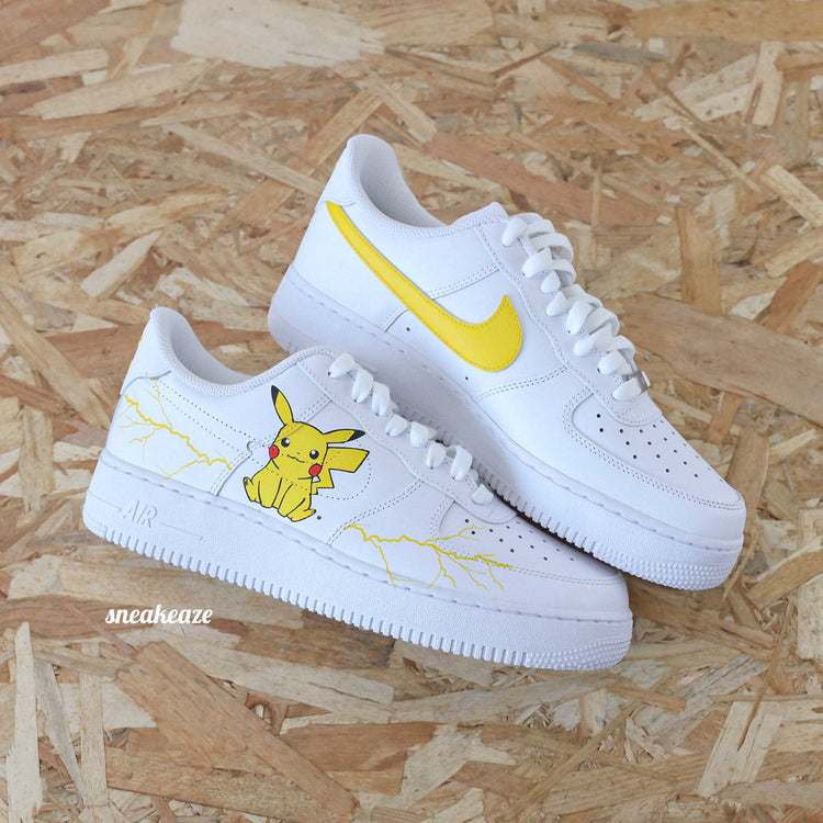 Baskets Nike Air force 1 custom pikachu pokemon sneakers dessin sneakeaze customs skz AF1