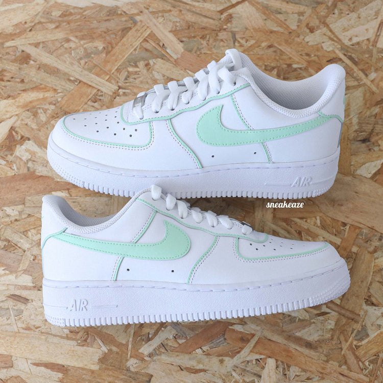 baskets nike air force 1 customs AF1 color swoosh menthe pastel mint sneakeaze custom