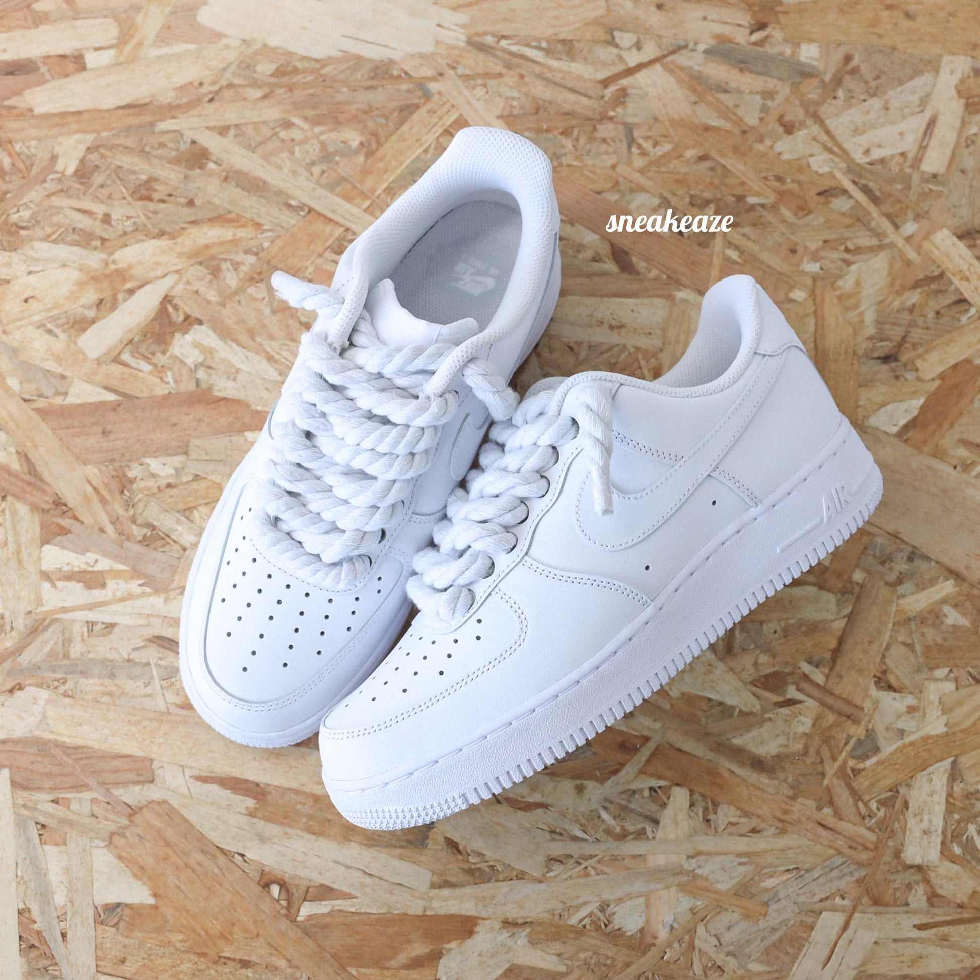 baskets nike air force 1 custom rope laces - lacets corde blanc sneakeaze skz custom