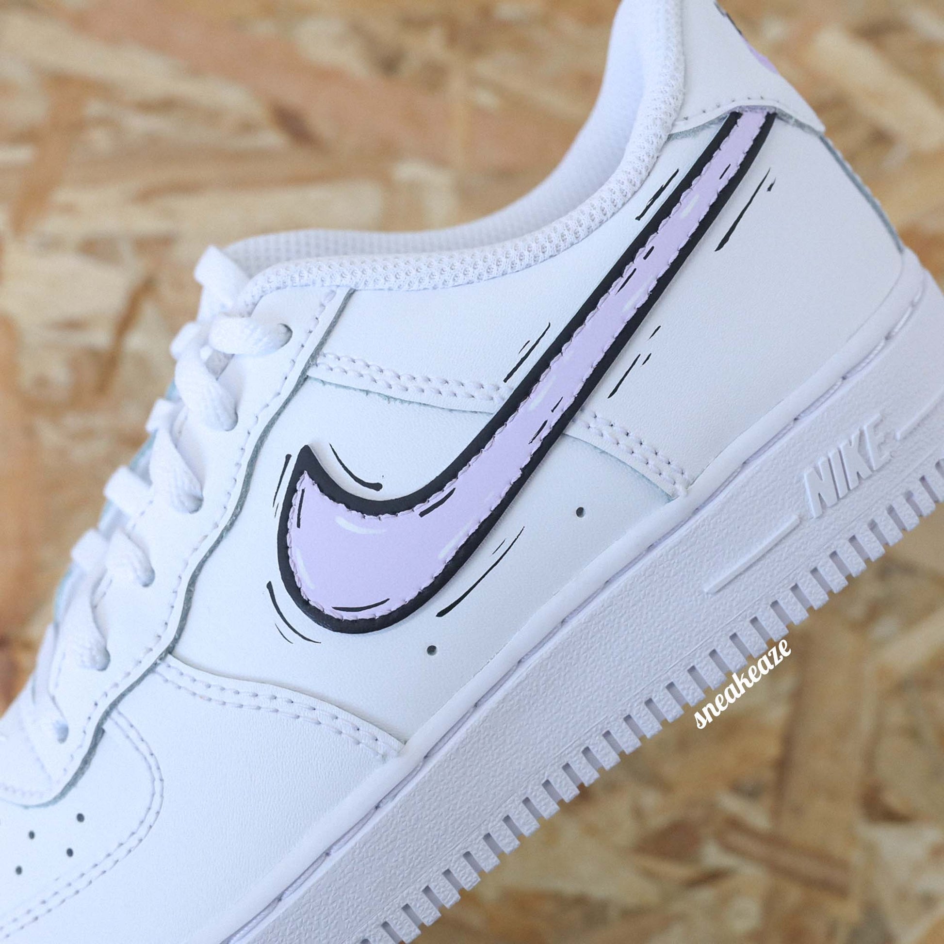 baskets nike air force 1 custom AF1 swoosh cartoon sketch lila skz sneakeaze customs