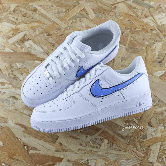 Baskets Nike air force 1 custom cartonn swoosh bleu ocean sketch sneakeaze custom skz