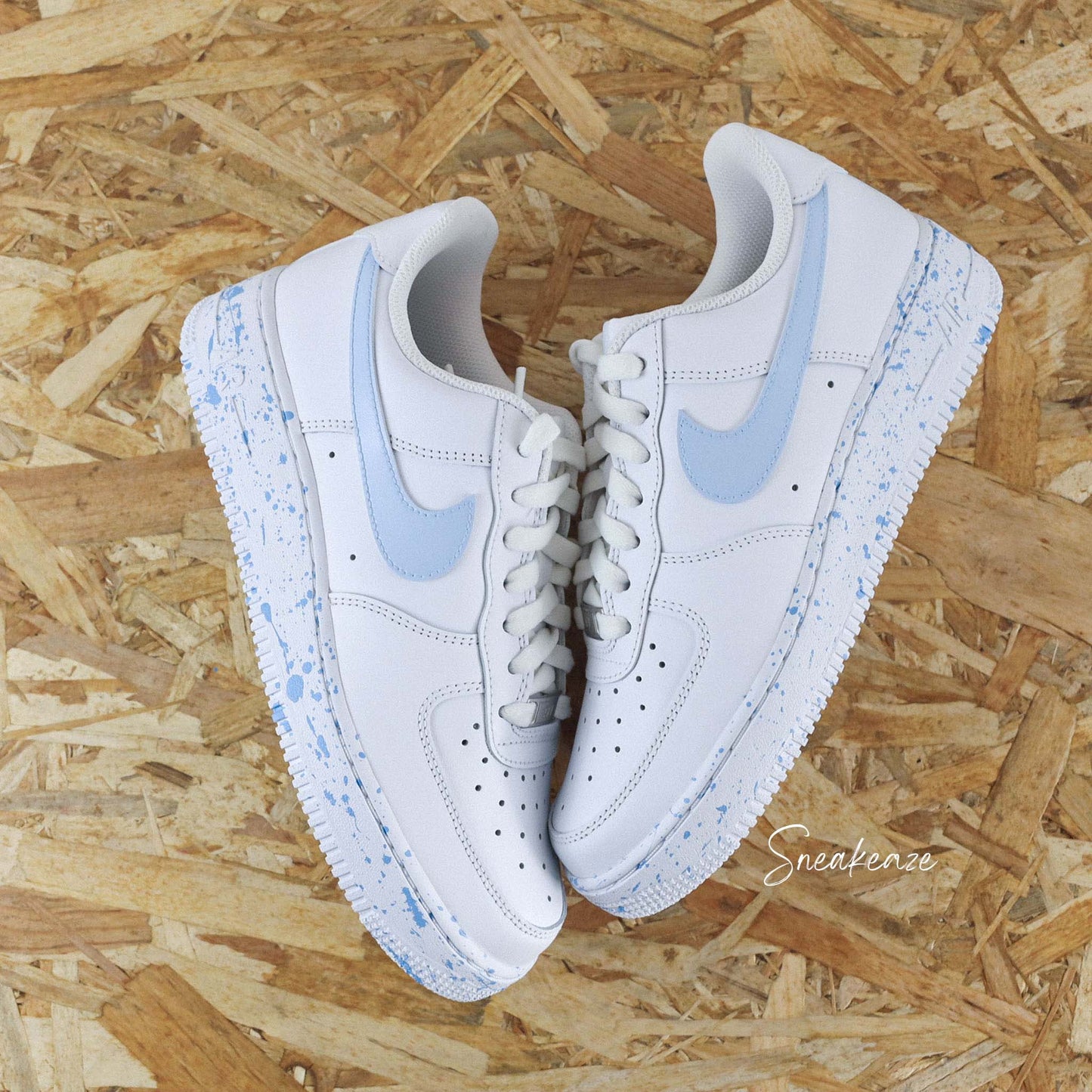 Baskets air force 1 custom AF1 splash color unc blue sneakeaze skz customs