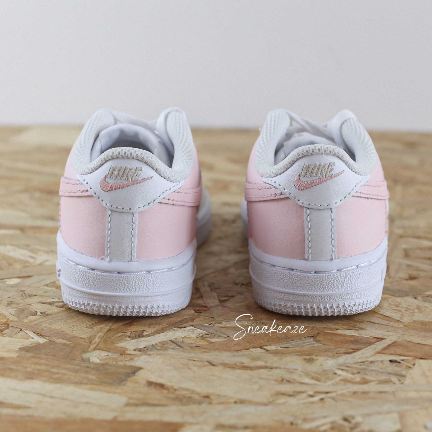 Beige et rose - Air Force 1 custom (enfant)