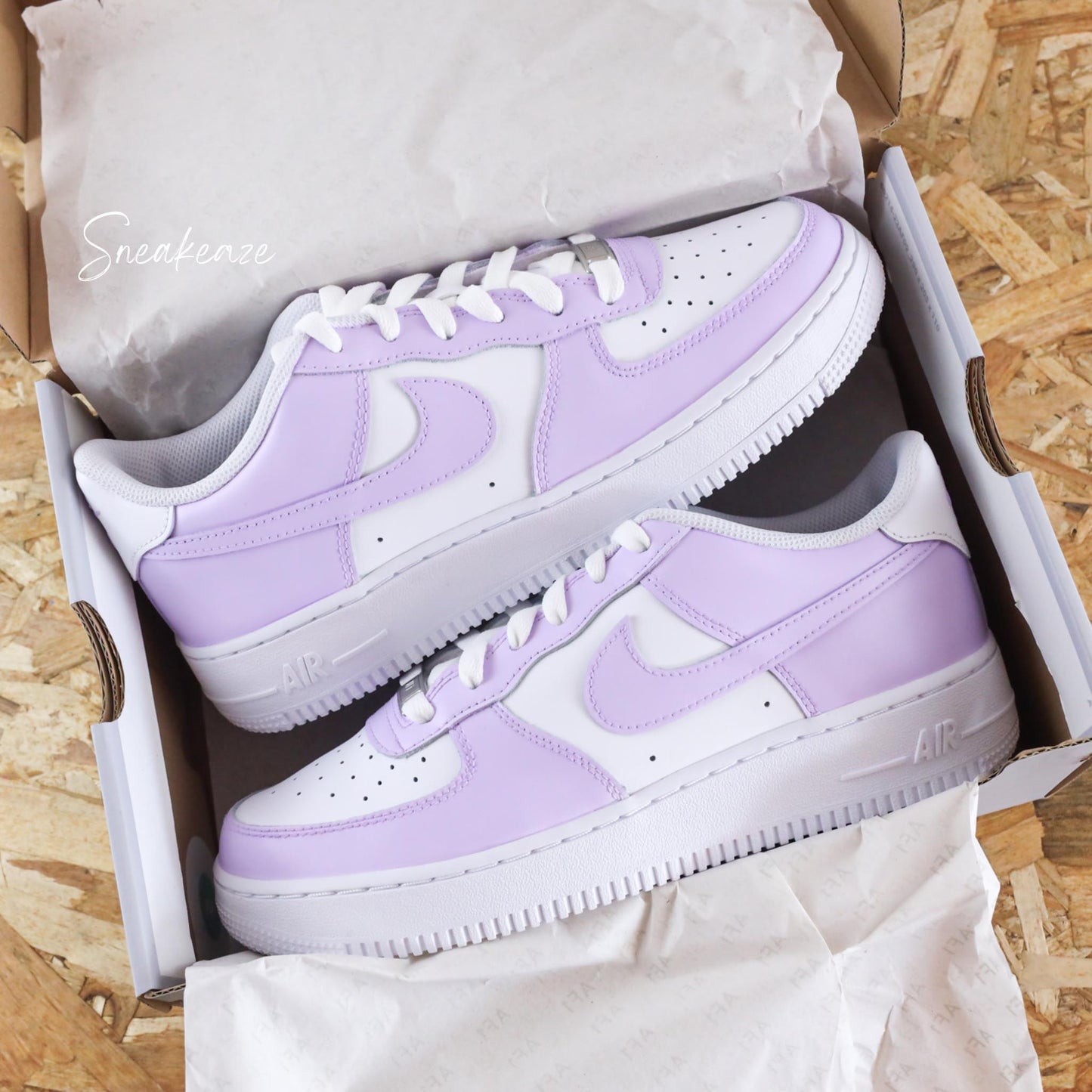 Baskets nike air force 1 custom color tones lila clair sneakeaze custom skz