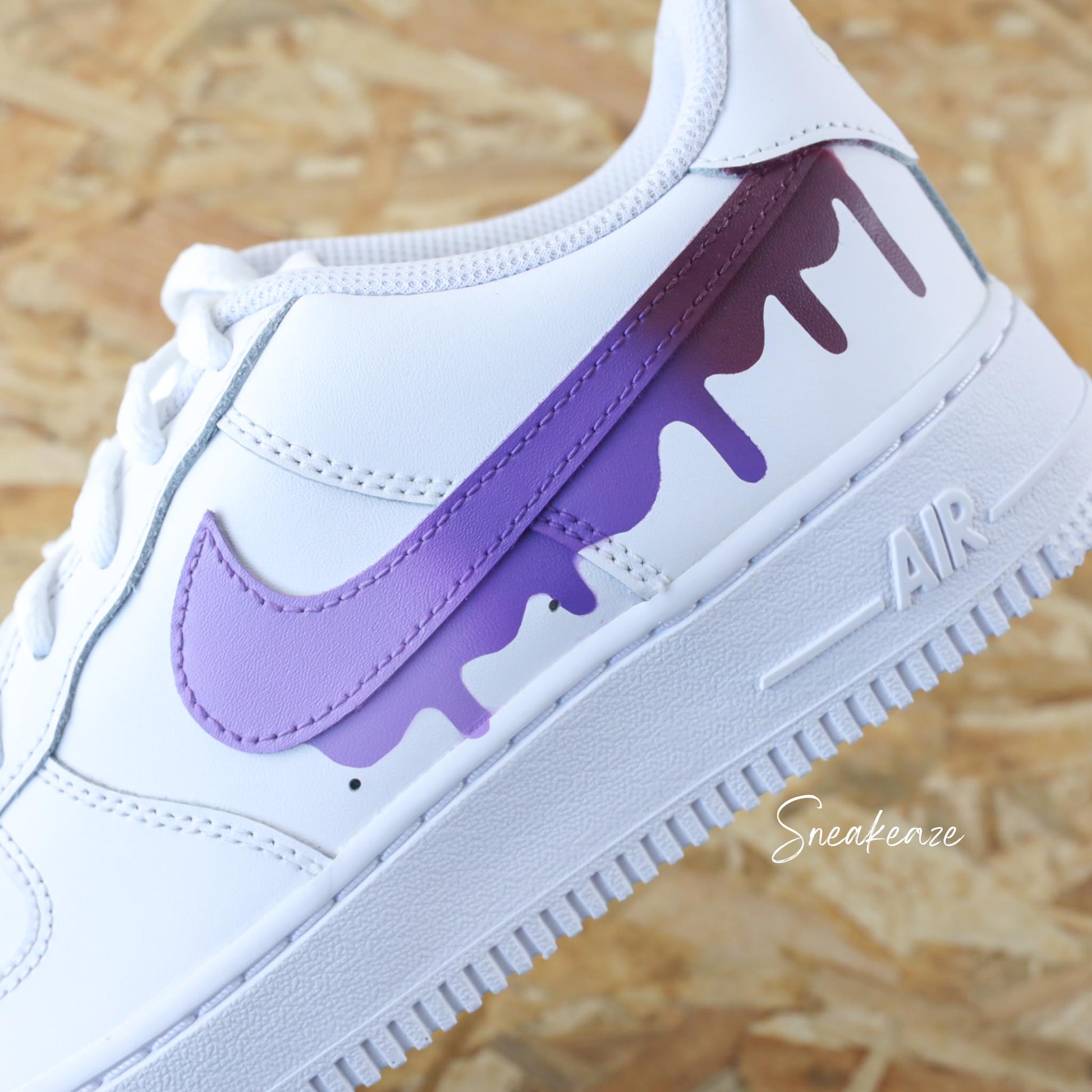 baskets nike air force 1 custom drip dégradé pantone violet effet coulant signe nike - sneakeaze customs skz
