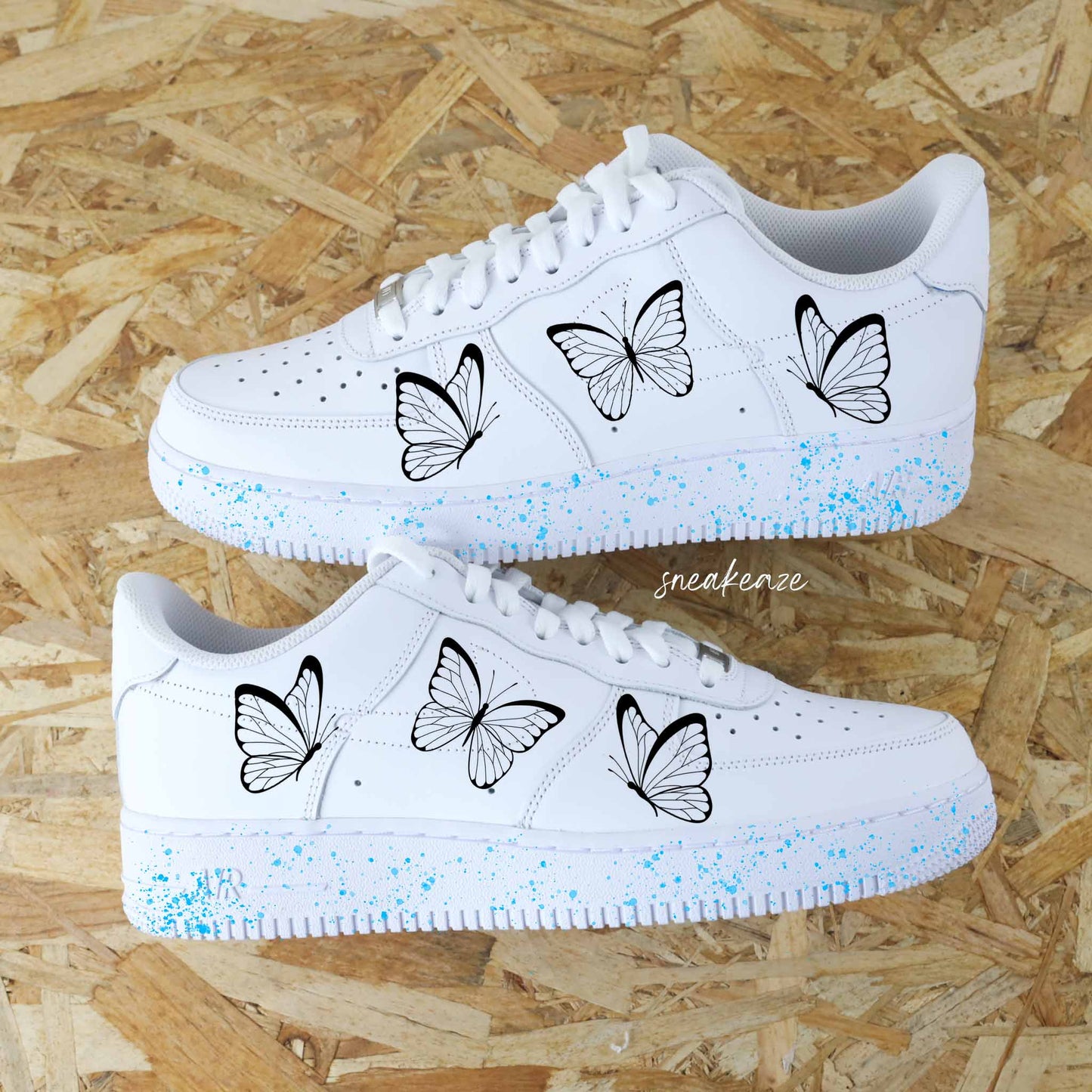 Nike Air Force 1 Custom papillons et plash pastel peint à la main - sneakers personnalisé  pour enfant et femme AF1 unisexe dessin kawaii