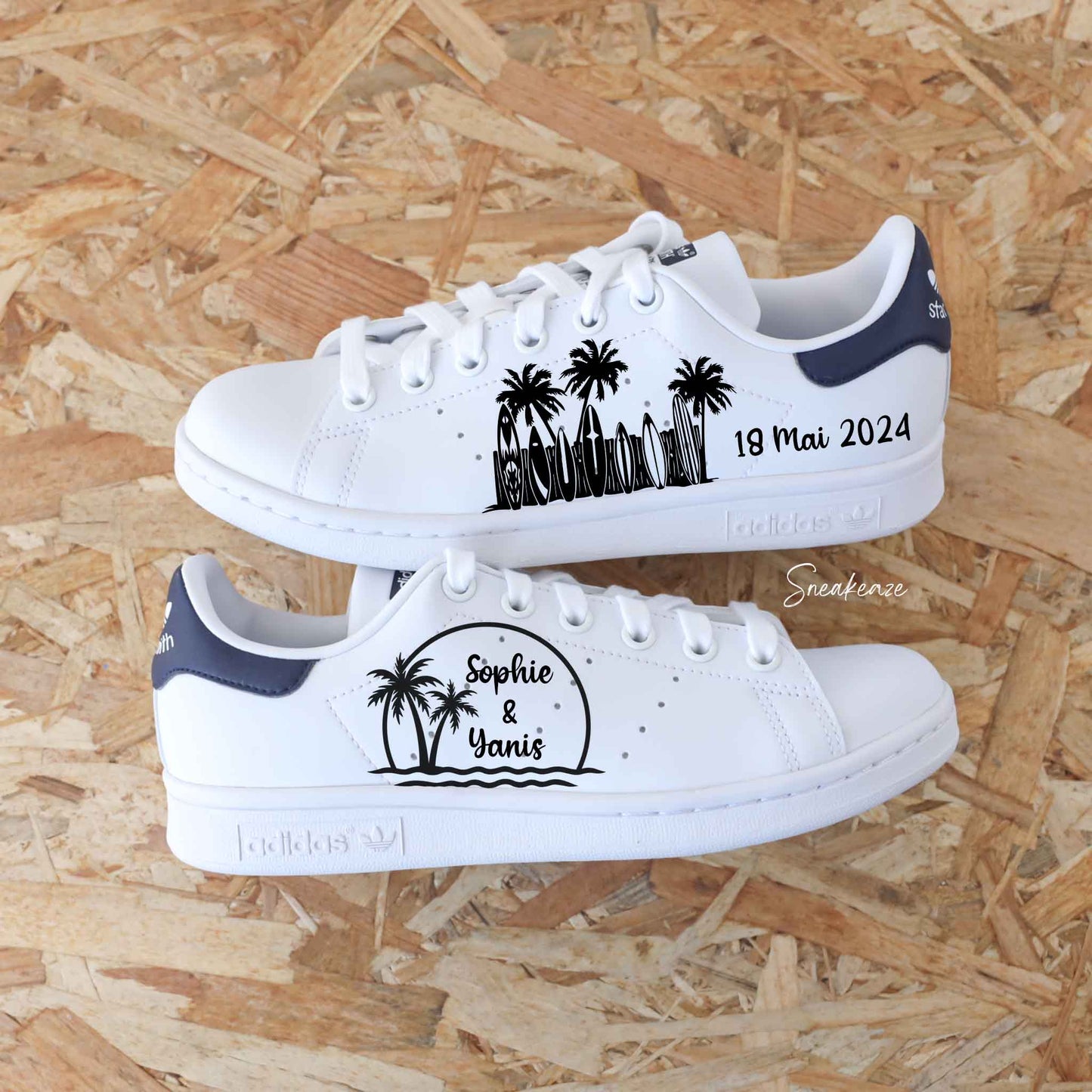 Découvrez notre modèle Adidas Stan Smith custom mariage! Démarquez-vous avec une paire de sneakers personnalisable avec la date de votre mariage et les deux prénoms des futurs mariés. qui sort vraiment de l’ordinaire pour le jour J. Je dis OUI ! Modèle fait main dans notre atelier, réalisé sur commande idéal pour un cadeau des témoins ou des demoiselles d'honneur.