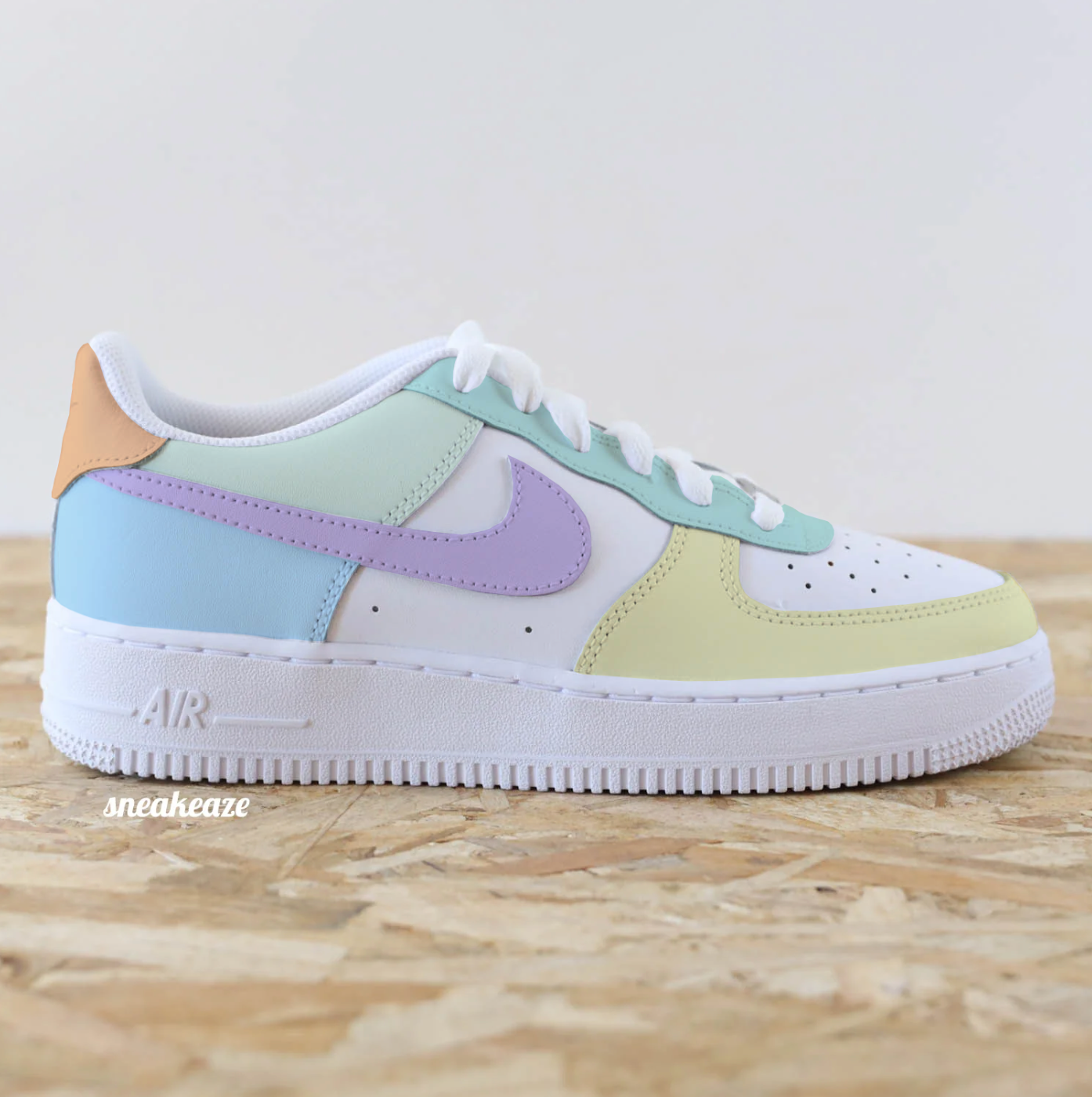 Nike Air Force 1 custom Pastel Tones Sneakers Personnalisees SNEAKEAZE CUSTOMS