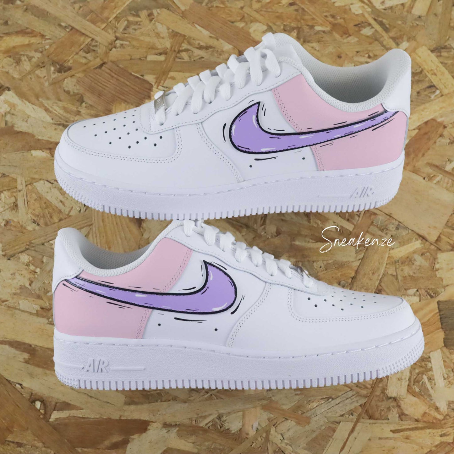 Baskets Nike Air Force 1 custom effet cartoon sketch color block couleur rose et lila pastel sneakeaze custom