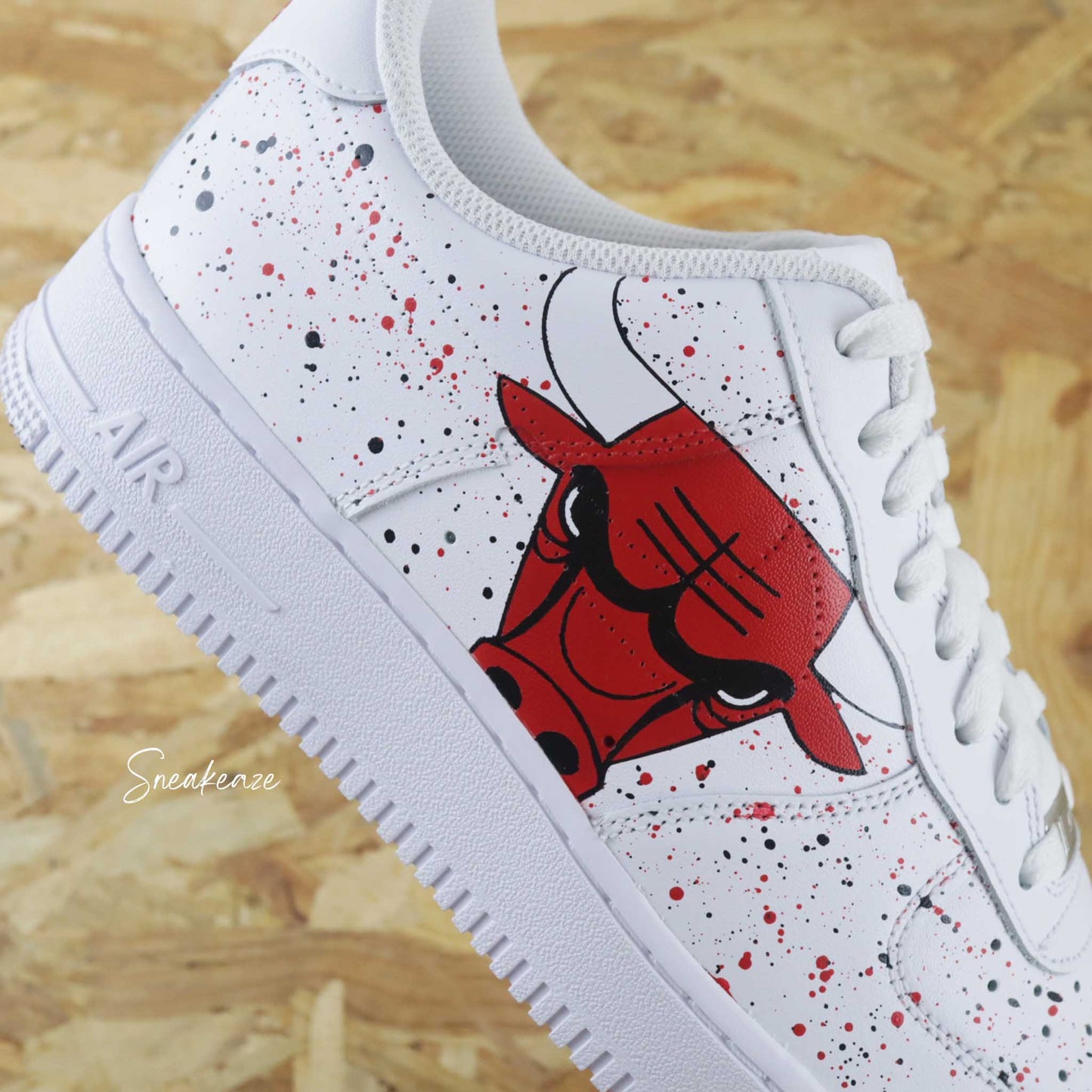 baskets custom air force 1 michael jordan bulls NBA 23 sneakeaze customs skz