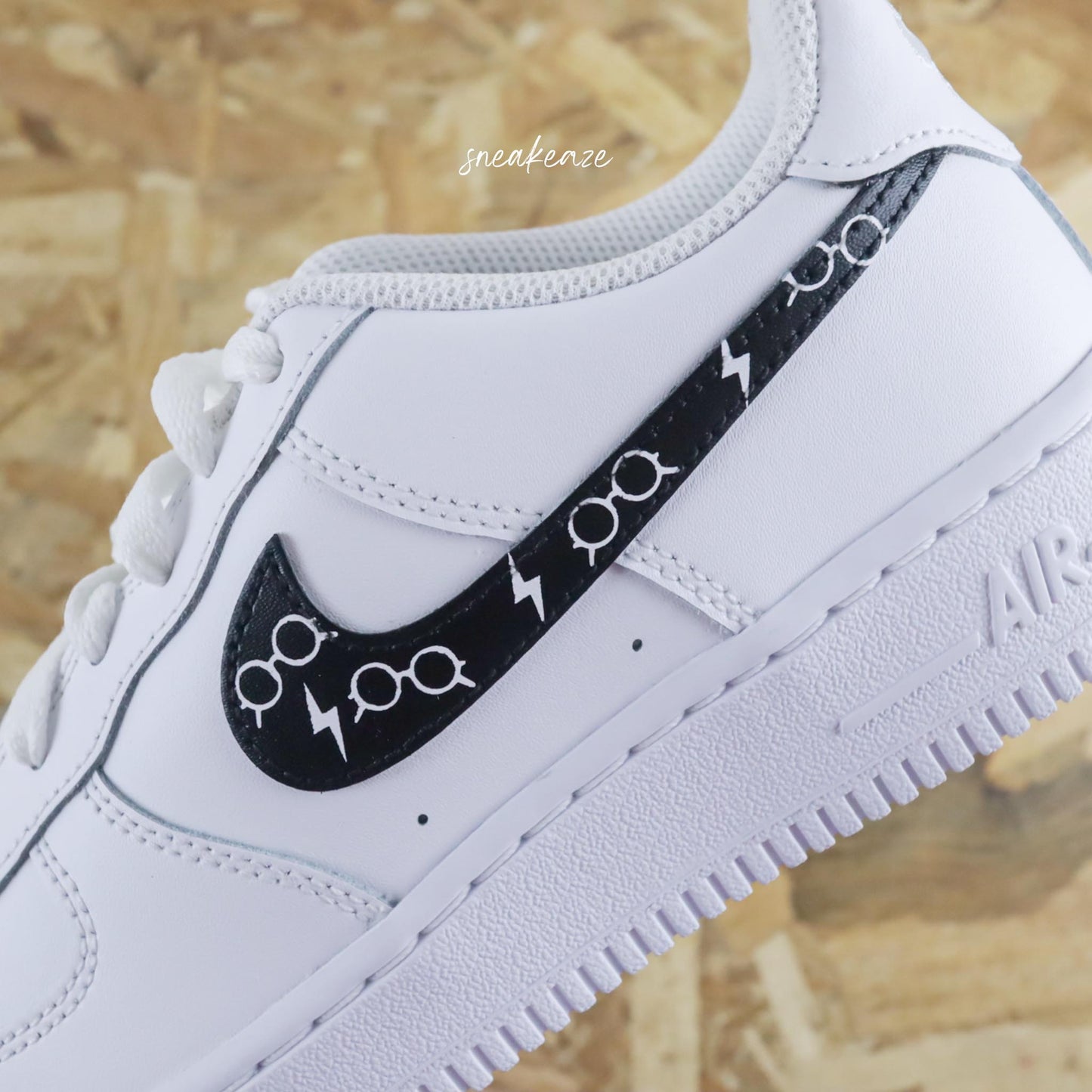 nike air force 1 custom harry potter sorcier poudlard sneakers af1 sneakeaze