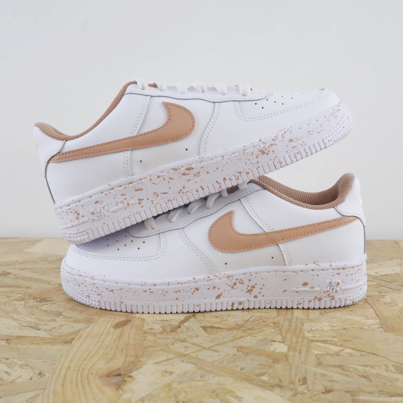 Shoes Air Force One Solde Femme Nike Sportswear Air Force '07 PRM