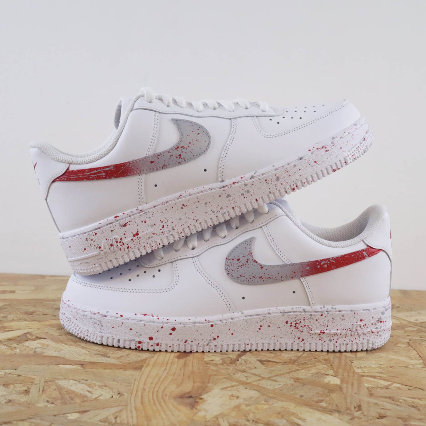 nike air force 1 custom splash gris rouge pour homme nike custom pas cher sneakers personnalisé en solde promo af1 rat
