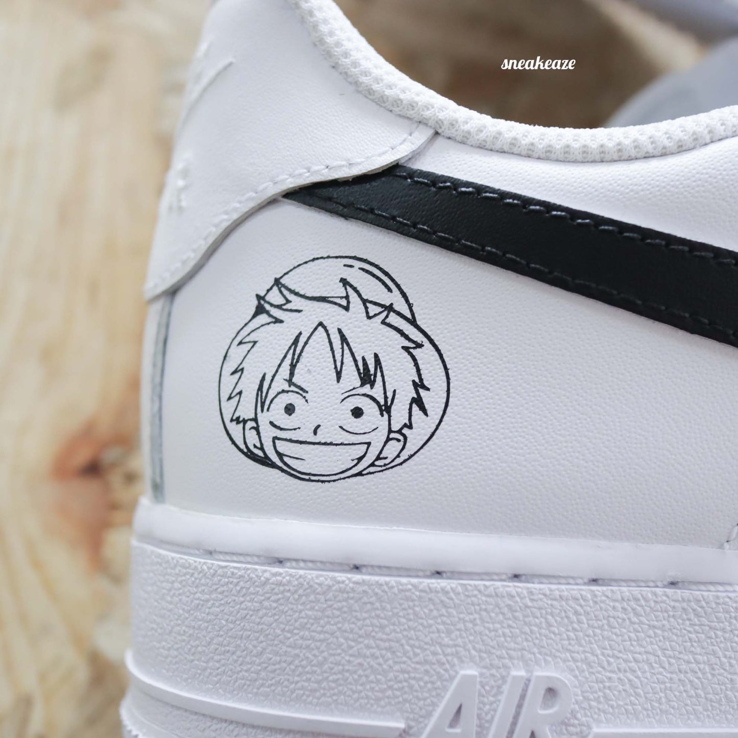 nike air force 1 custom - luffy manga one piece - Sneakeaze customs SKZ
