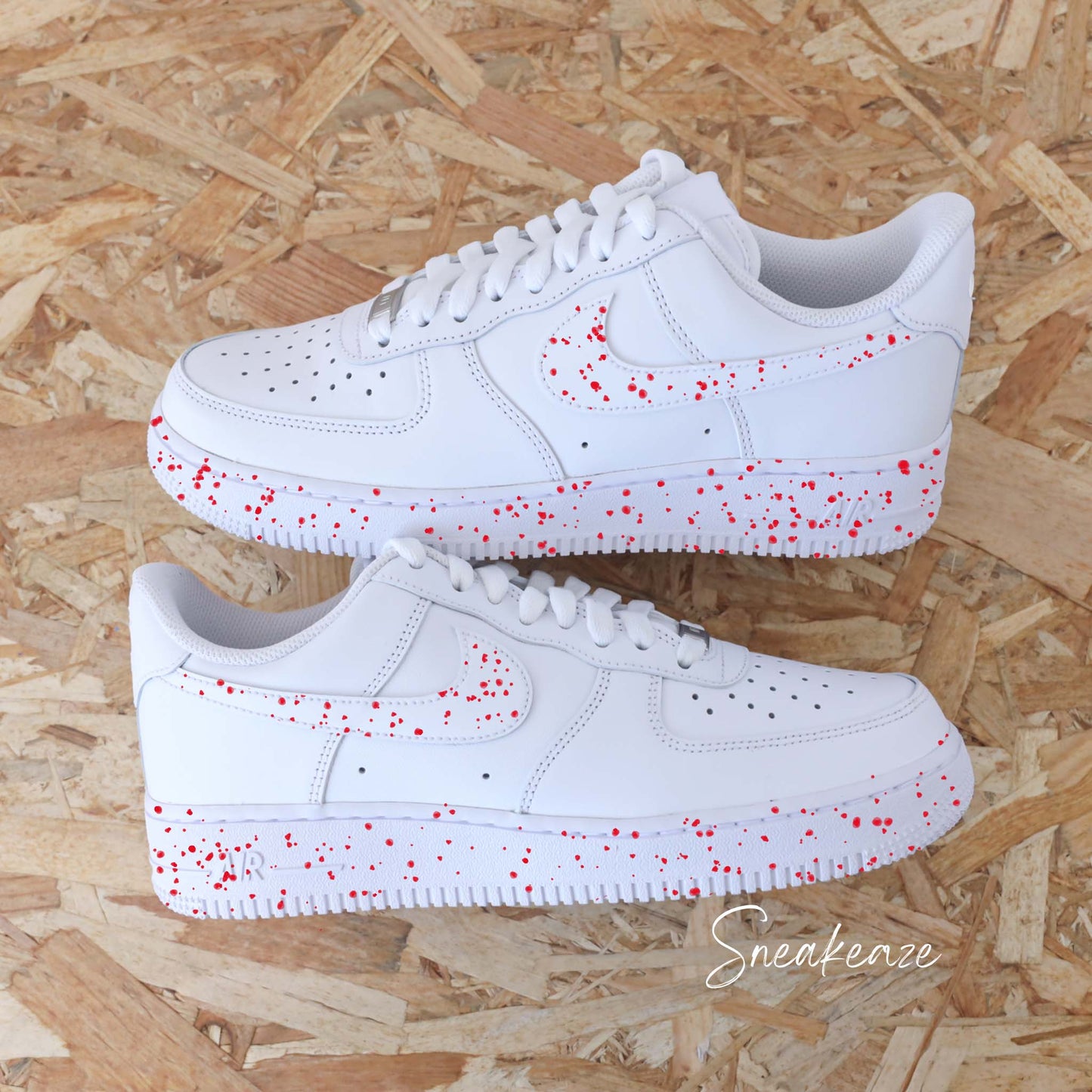 baskets Air Force 1 custom - Splash red and black AF1 - SNEAKEAZE CUSTOMS skz sneakers